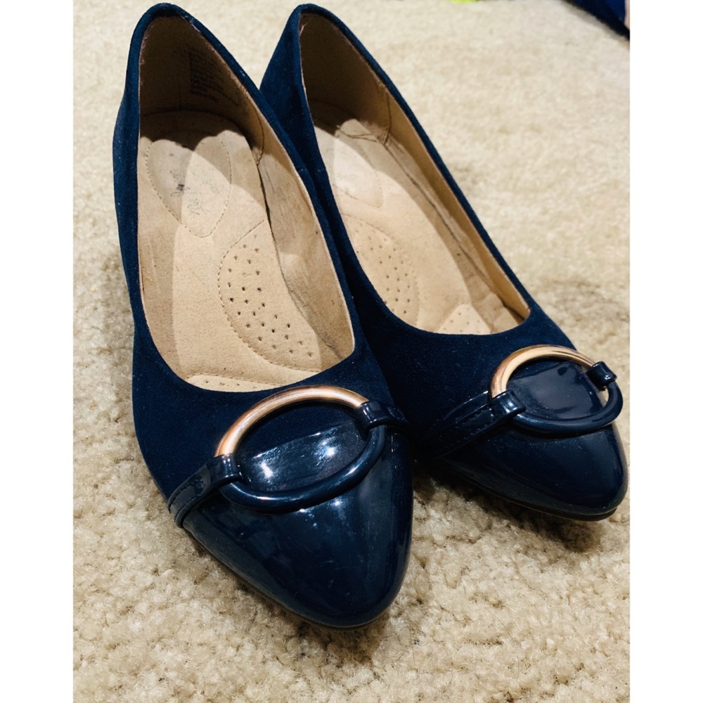 Women’s shoes